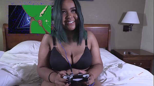 Gamer Nerd Zoey strips naked and spreads pink pussy
