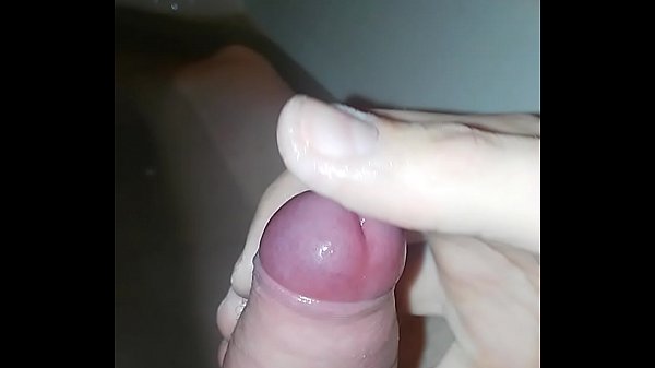 Play MP4 - Jerking in the bath