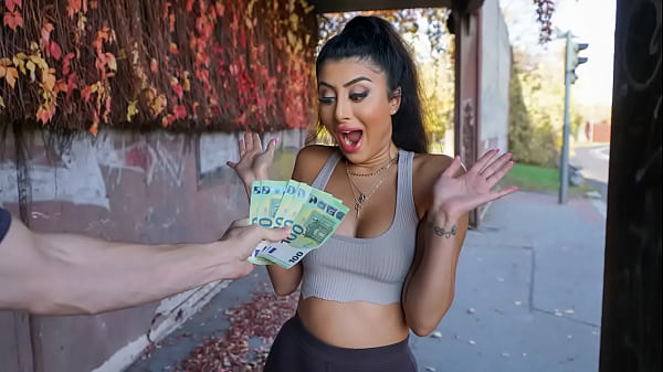 Exotic Looking British Babe Takes a Wild Ridefor Cash