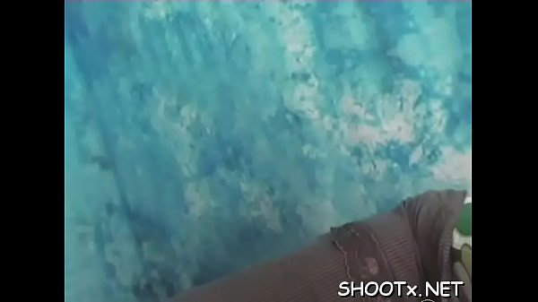 Dishy bimbo tanya gets lovebox fingered 