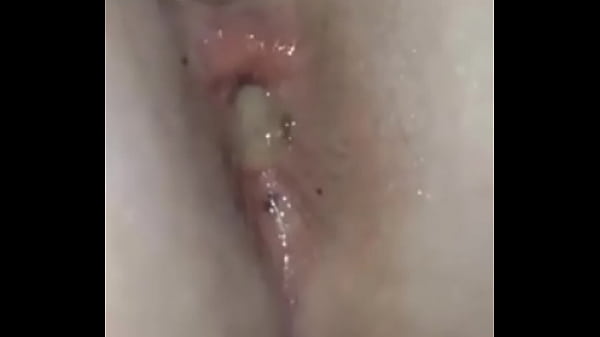 Ela Se Cagou Enquanto Eu Metia No Cu Sem D&oacute;! Gozei No Meio Da Merda thumbnail