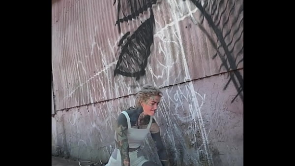 What a training&hellip;bitten by a wasp in the middle finger i think it&rsquo;s a sign to rise the middle finger more often