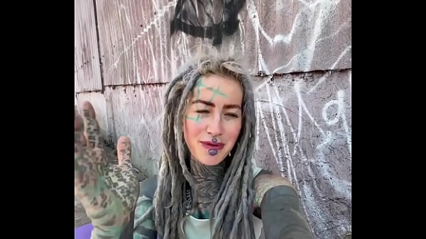 What a training&hellip;bitten by a wasp in the middle finger i think it&rsquo;s a sign to rise the middle finger more often