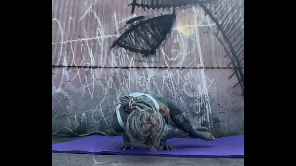 What a training&hellip;bitten by a wasp in the middle finger i think it&rsquo;s a sign to rise the middle finger more often