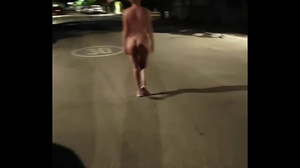 Nonton Naked Blonde Walking Down The Street thumbnail