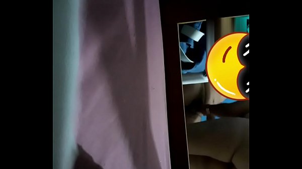 Play MP4 - Culona aplaude duro