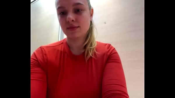 Play MP4 - Extreme public fucking and cumming