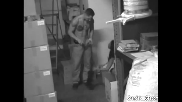 Play MP4 - Hot Sexy Babe Sucking and Fucking her pussy at the stock room