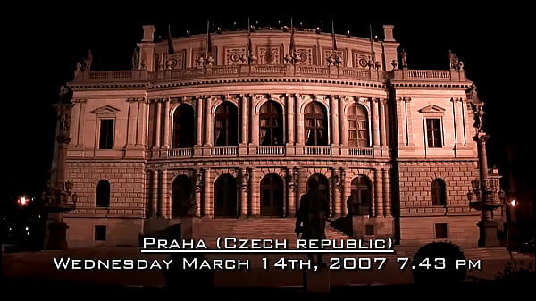 Nonton Lauryn May Enjoys Sucking Dick And Taking Raw Poundings thumbnail