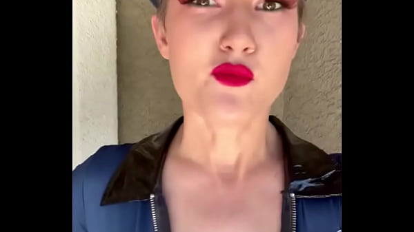 I&rsquo;m so super excited detective reed will be going to exxxotica this weekend who wants to get arrested detained or in 