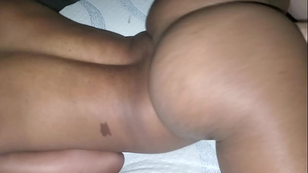 Play MP4 - Dig deep in her guts