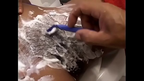 Play MP4 - Latino lover Armani shaves young babe's pussy before giving her a good fuck