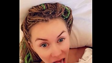 Nonton Cutie Woke Up With A Thick Cock In Her Throat thumbnail