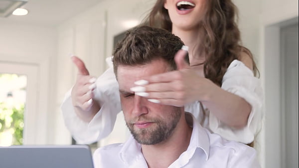 Play MP4 - Slutty Babe Jillian Janson Seduces Her Sister's BF Into Destroying Her Holes GP2707