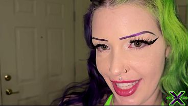 Cheating pawg fucked by huge bbc while beta boyfriend is out