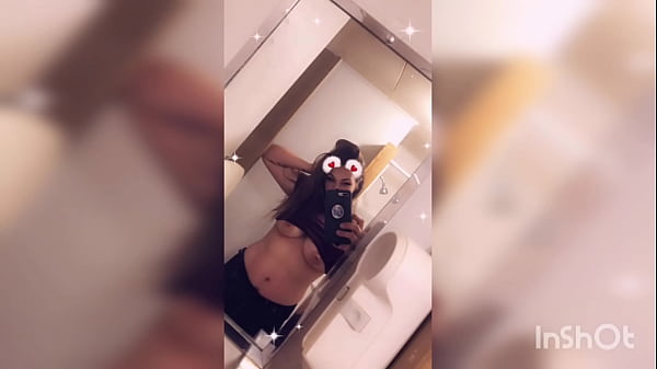 Nonton Easy Pussy thumbnail