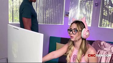 Nonton Stepniece Fakes Freezing To Get Stepuncle's Attention thumbnail