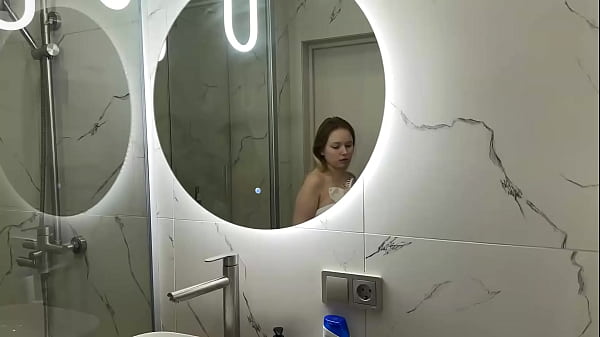 Nonton Caught Masturbating With Vibrator In Shower &ndash; Wet Orgasm Fun thumbnail