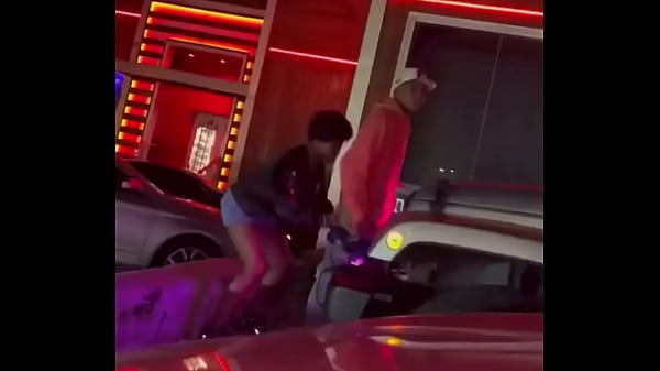 Nonton Me & Who? ?? thumbnail