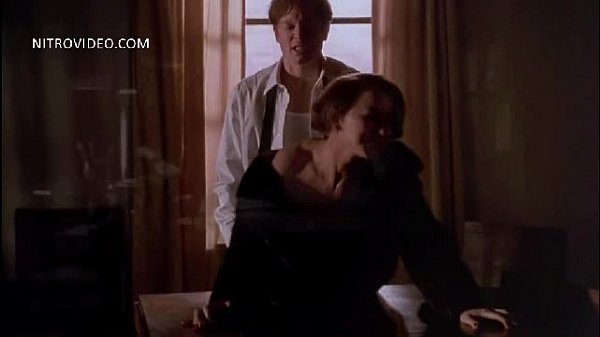 Celeb_Helen Mirren in_a wild_sex scene