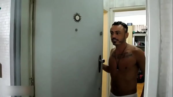 Play MP4 - Fui Indicado Para Comer Um Carioca