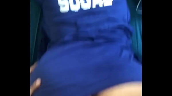 Play MP4 - Givin Backshots 2 My Redbone Bitch