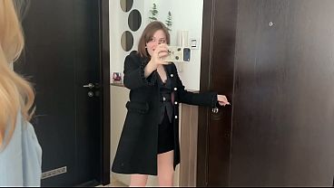 Nonton Step Mom Teaches Friend's Daughter How To Cum Using Her Dildo! thumbnail