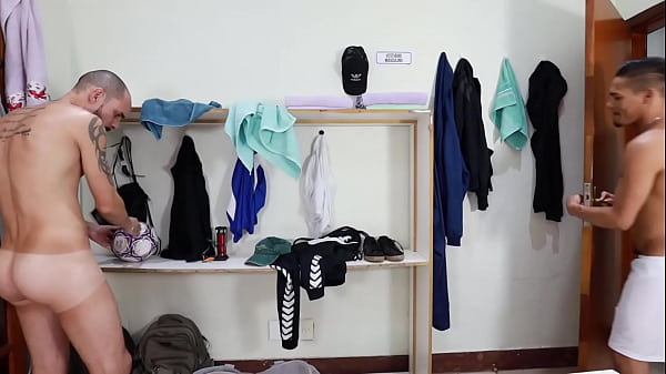 Hot sex in the locker room 