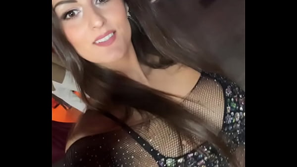 Nonton 1er Jour Au Salon De L&rsquo;a&eacute;rodrome &agrave; La Louvi&egrave;re thumbnail