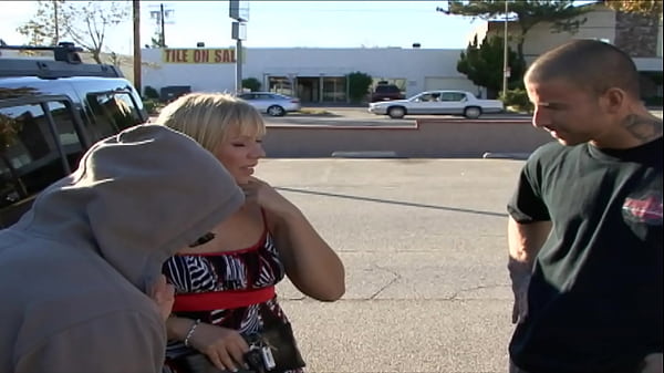 Mature blonde Viki La Vie on the hunt for a big dick 