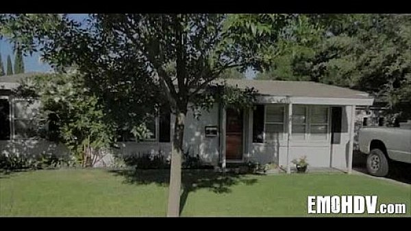 Nonton Hot Emo Slut 106 thumbnail