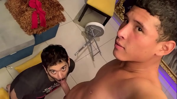 Hit Dude Gets A Blowjob While Records Me Giving Him Head And Swallows His Nut thumbnail
