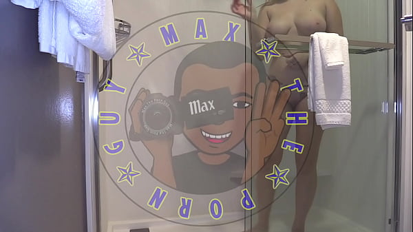 S3E19: ZIHNA WIYON GIVES ME A SUPERSLOPPY BLOWJOB AND MAKES ME BLOW A HUGE_LOAD