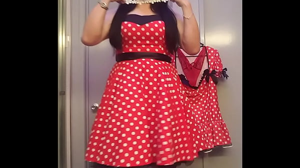 Old Minnie Mouse Costume Vs. New Minnie Mouse Costume