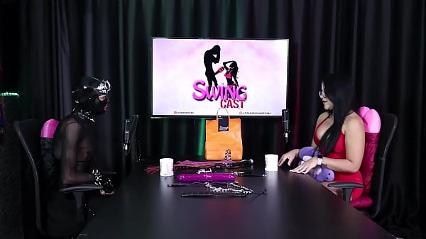 Nonton Ele N&atilde;o Entende O Preconceito Das Pessoas Dentro De Uma Festa Liberal, E O Seu Prazer &eacute; Ver As Pessoas Tendo Prazer - Ramona 69 (sheer/red) thumbnail