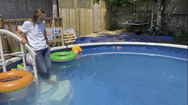 Play MP4 - Wetlook Interview - What is it&comma; how does it feel&quest;