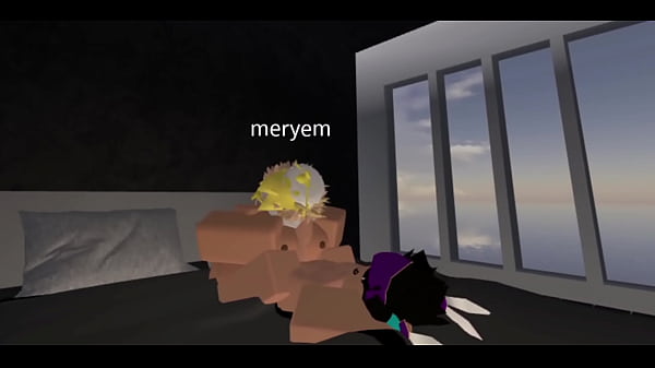 Blonde bitch gets filled for robux 