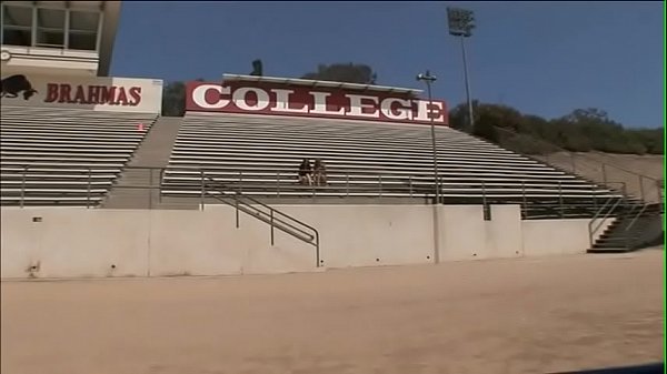 Play MP4 - Nasty dick hunters Austin Kincaid and Trina Michaels invited runner to nail their cunts