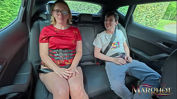 Play MP4 - Je me fais baiser sans capote &agrave; l&rsquo;arri&egrave;re par mon amant pendant que mon &period;&period;&period;