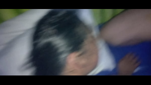 Play MP4 - Trio Con Un Desconocido