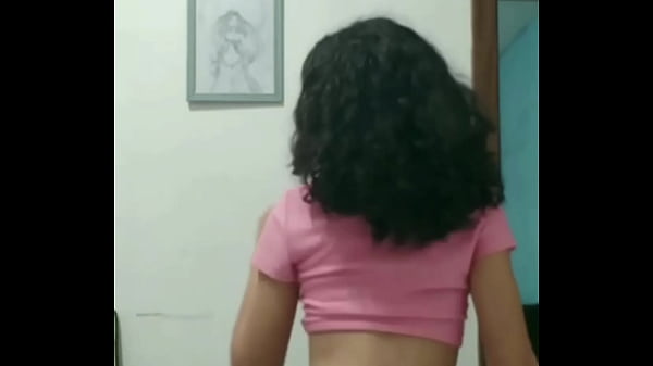 Play MP4 - Gostosa novinha dan&ccedil;ando