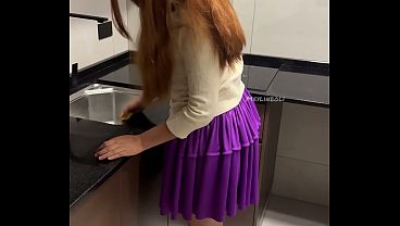 CHOLITA EMPLEADA DE LA PAZ BOLIVIA SE FOLLA AL DUE&Ntilde;O DE CASA MIENTRAS LA ESPOSA DESCANSA QUE RICO GRITA LA CHOLA 