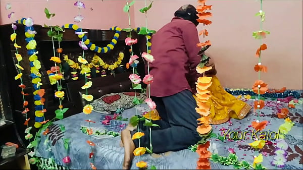 फुल वीडियो सुहागरात रंगरेलिया अपने प्रिय प्रीतम के साथ thumbnail