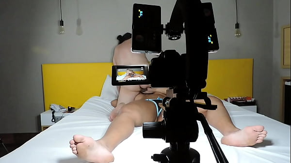 Morena da bunda grande bastidores com a atriz porn&ocirc; sophie stephan 