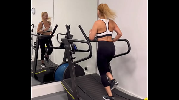 Nonton Coucou Les Zamours Suite De Mon S&eacute;jour En Espagne Direction La Salle ... thumbnail