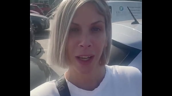 Nonton Ici Tu As Le Teaser Public. Ayant Une Peur Bleue De L'avion Je D&eacute;cide De M'... thumbnail