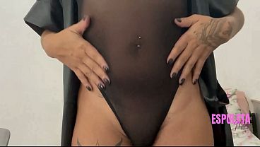 PRÉ_VIA - Me arrumando pra sair para fuder com o primo do meu marido corno