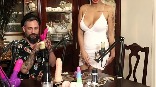 Exercício prático para se masturbardo jeito certo_Mario Aquele Official Evento da_Santa Caliente na Villa_Fonttina