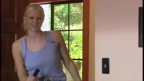 Nonton Not Many Photos Were Taken That Day, But Natalie Will Never Forget This Outdoor Fuck thumbnail