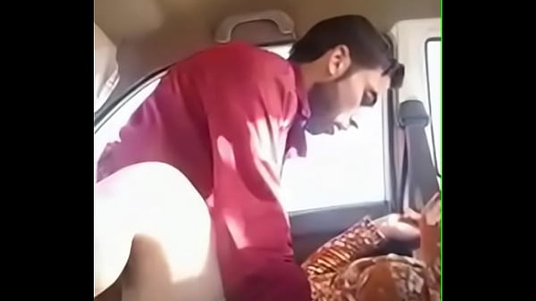 Nonton Super Hot Girl Blowjob In Car thumbnail